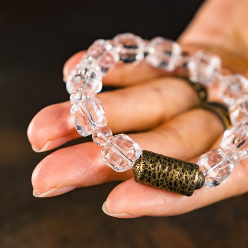 Antique Brass Clear Quartz Healing Bracelet for Energy and Vitality - Image 3