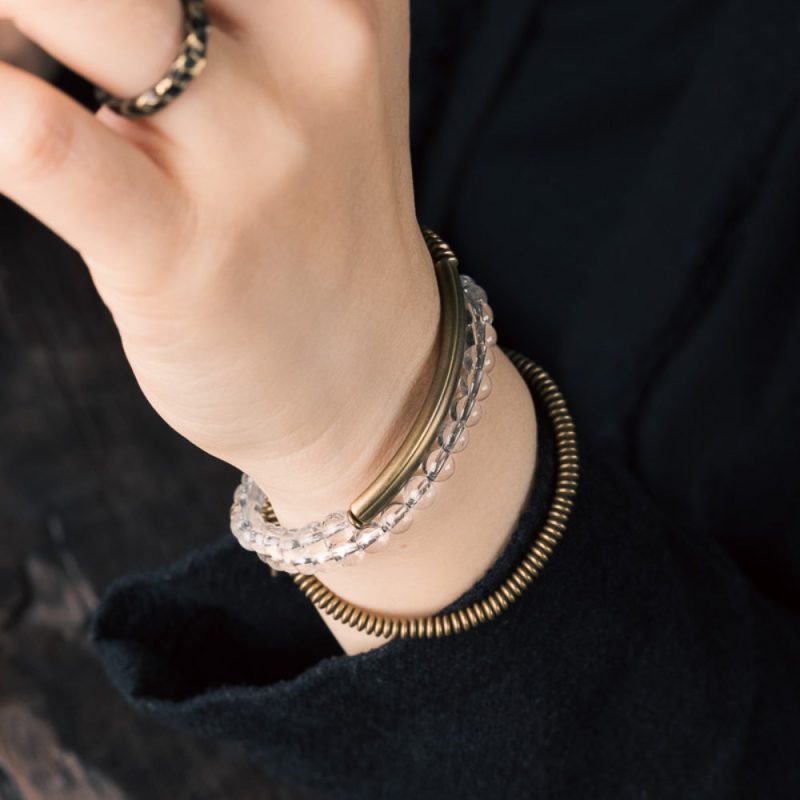 Crystal Clarity Healing Bracelet – Handcrafted Clear Quartz  Brass - Image 2