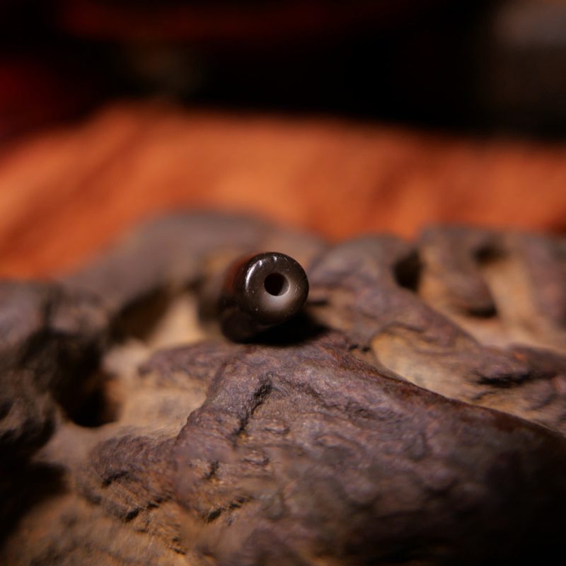 Fortune Embrace Ruyi Dzi Pendant - Image 3