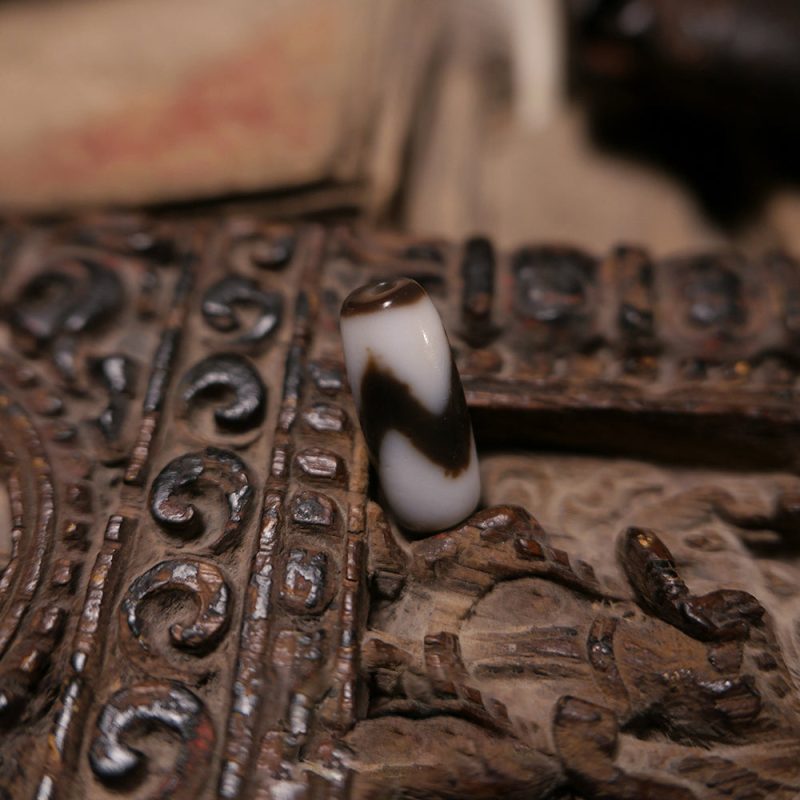 Sacred Mini Tiger Fang Dzi Pendant - Image 3