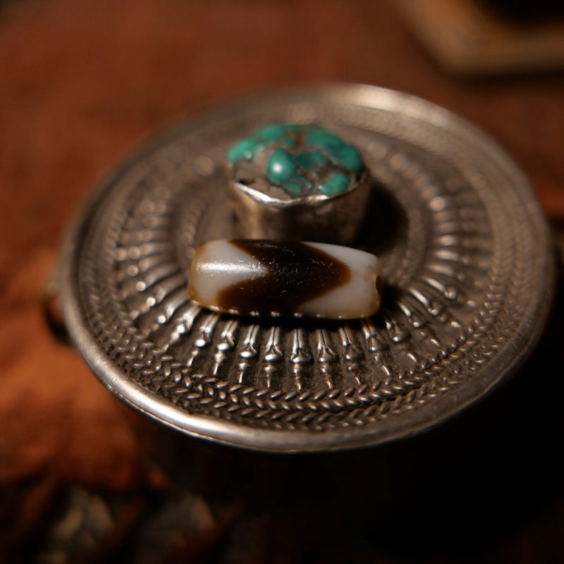 Guardian Tiger Fang Dzi Pendant - Image 3