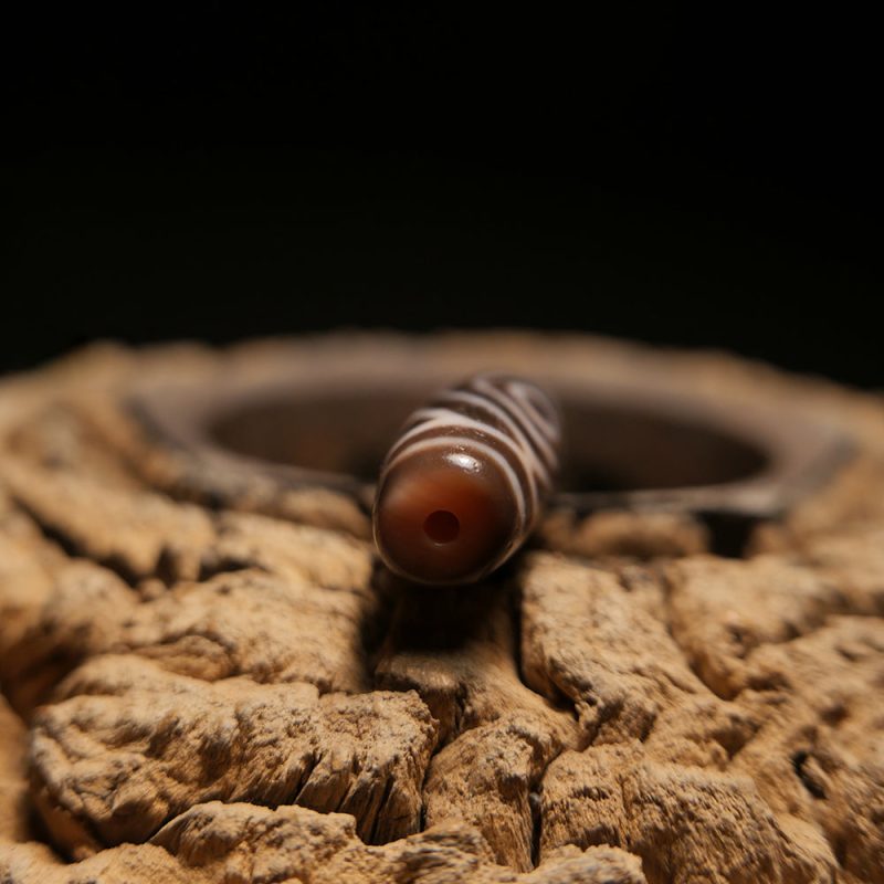 Clarity Two-Eye Dzi Pendant - Image 3