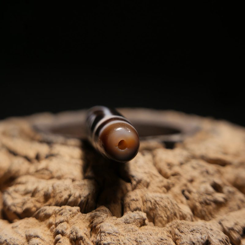 Guardian Strength Vajra Dzi Pendant - Image 4
