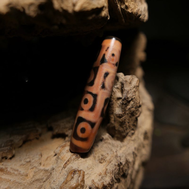 Vitality Twelve-Eye Dzi Pendant - Image 4