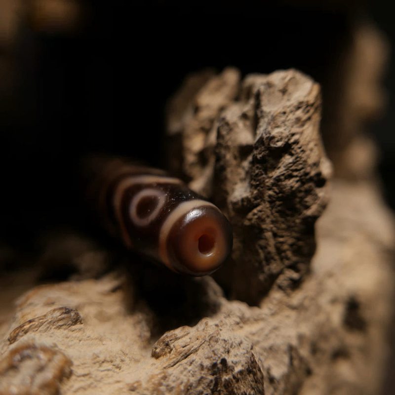 Sacred Six-Eyed Protection Pendant - Image 5