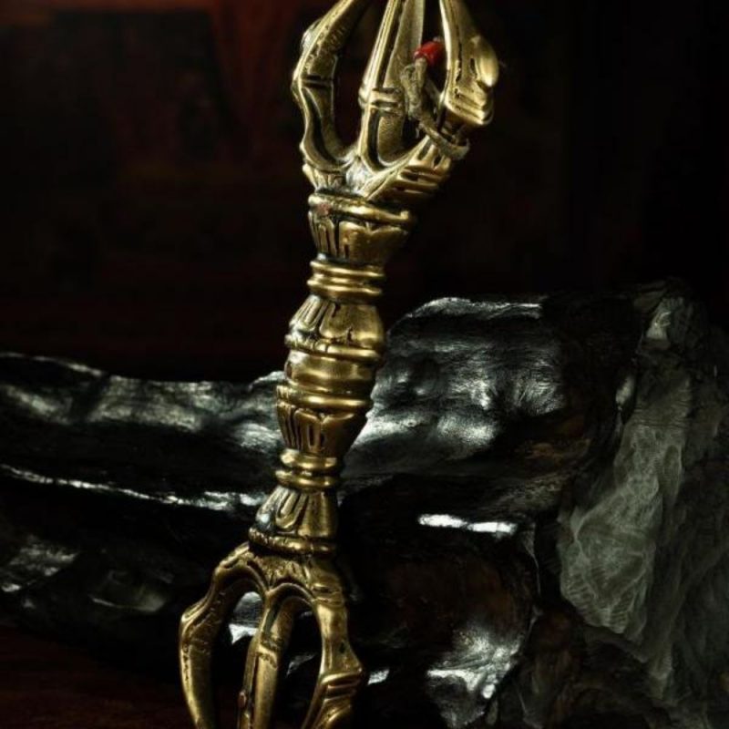 Qing Dynasty Trisula of Wrathful Vajra Yellow Copper Alloy Tibetan Ritual Item Antique - Image 4