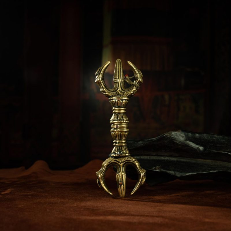 Qing Dynasty Trisula of Wrathful Vajra Yellow Copper Alloy Tibetan Ritual Item Antique - Image 8