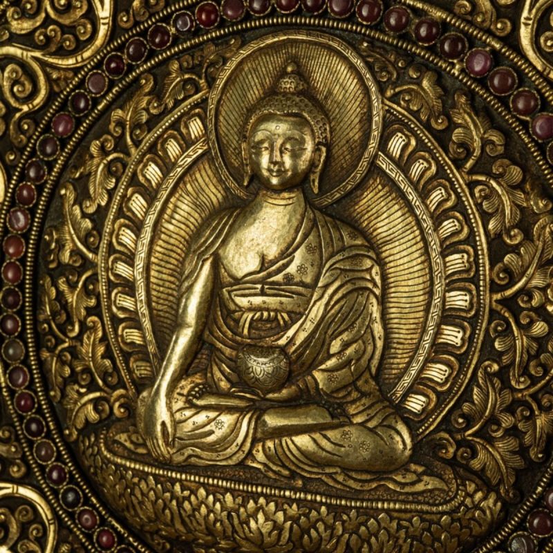 Qing Dynasty Tibetan Antique Gau Box Shakyamuni Buddha Repoussé and Gilt Gyirong Lakang Monastery - Image 7