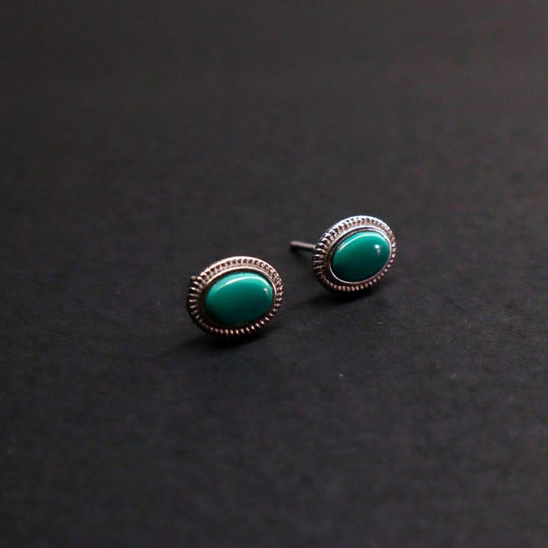 EXQUISITE IN Fortune Oval Turquoise Stud Earrings
