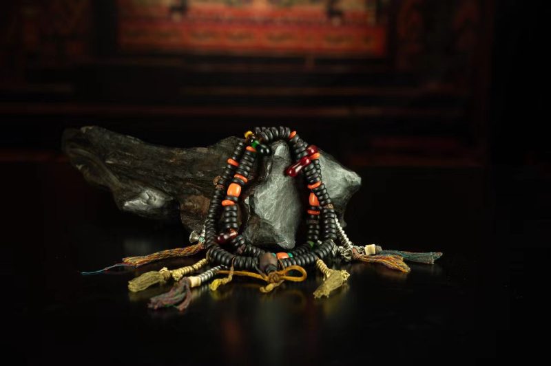 19th Century 108 Tibetan Antique Accessories Rosary Beads Old Red Sandalwood Bhaisajyaguru Beads - Image 13