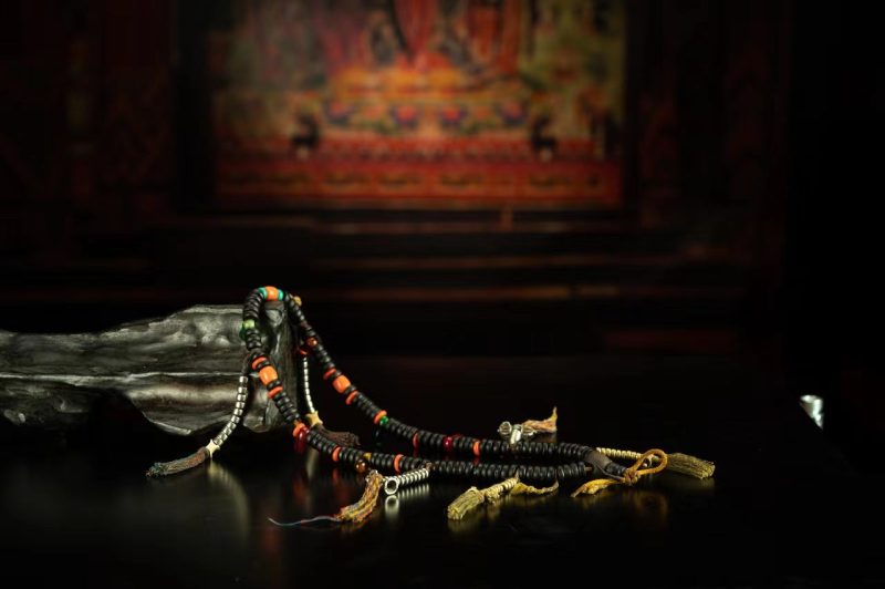 19th Century 108 Tibetan Antique Accessories Rosary Beads Old Red Sandalwood Bhaisajyaguru Beads - Image 16