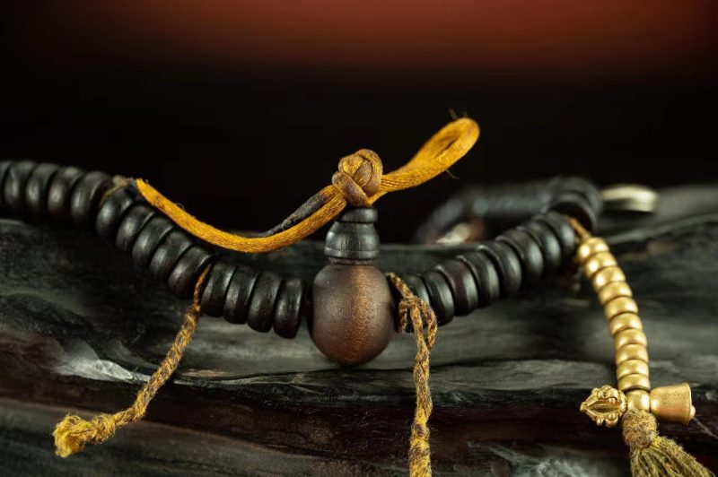 19th Century 108 Tibetan Antique Accessories Rosary Beads Old Red Sandalwood Bhaisajyaguru Beads - Image 17
