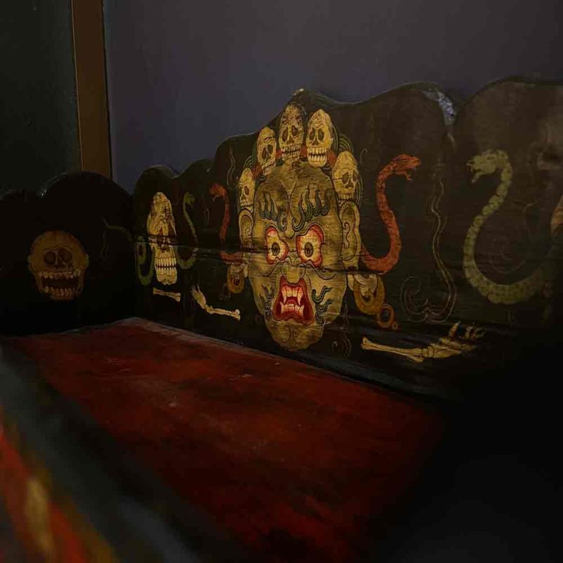 19th Century Painted Shmashana Tibetan Main Dharma Cabinet From East Tibet - Image 6