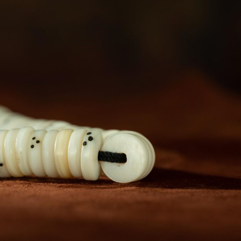 Qing Dynasty  Tridacna gigas prayer beads Tridacna fossils  Tibetan ritual article Antique - Image 10