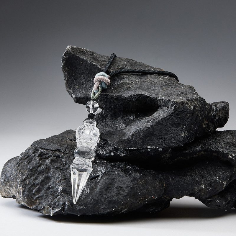 Protective Clarity Tibetan Quartz Crystal Vajra Pendant - Image 3