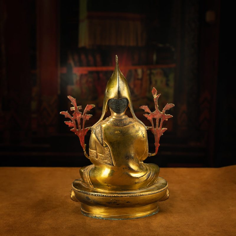 Extremely Rare Qing Dynasty Tibetan Gilt Tsongkhapa Statue Revered By Tibetans As The Second Buddha - Image 4