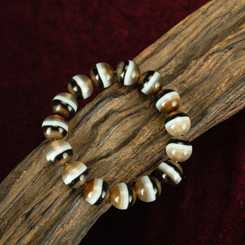 Extremely Rare Three-Color YBhaisajyaguuru Dzi Bead Bracelet with Top Quality - Image 5