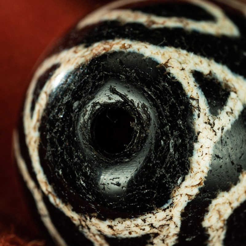 Hollow Tiger Tooth Vajra Six Eyes Old Dzi Beads Tibetan Millennium Dzi Beads Inlaid Erosion Special and Rare - Image 6