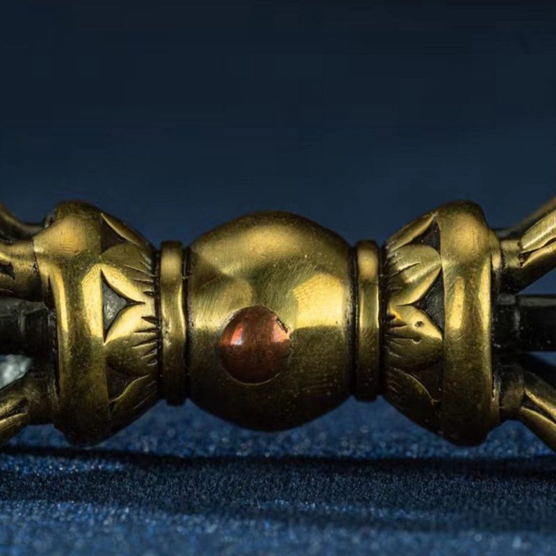 Qing Dynasty Five-pronged Demonic Pestle Gilt Brass And Silver Ritual Supplies Made in the Tibetan Palace - Image 3