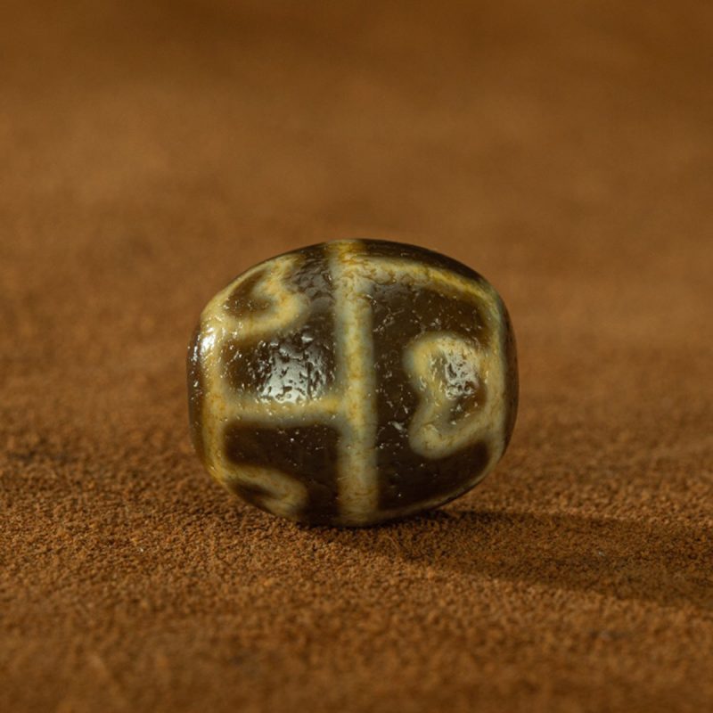 Yellow Tooth Padmasambhava Dalo Old Dzi Beads Tibetan Millennium Dzi Beads Pure and Rare - Image 4