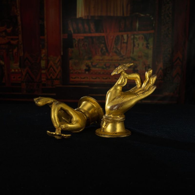 Qing Dynasty Lotus Flower Buddha Hand Gilded Tibetan Ritual Item Antique - Image 4