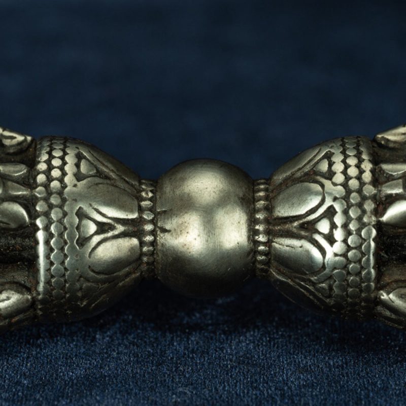 Qing Dynasty Five-pronged Vajra Tibetan Dharma Weapon White Lima - Image 7