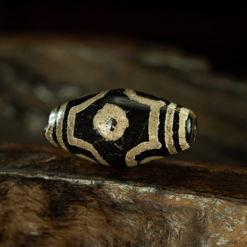 Vajra Mandala Six Eyes Old Dzi Beads Tibetan Millennium Dzi Beads Inlaid Erosion - Image 5