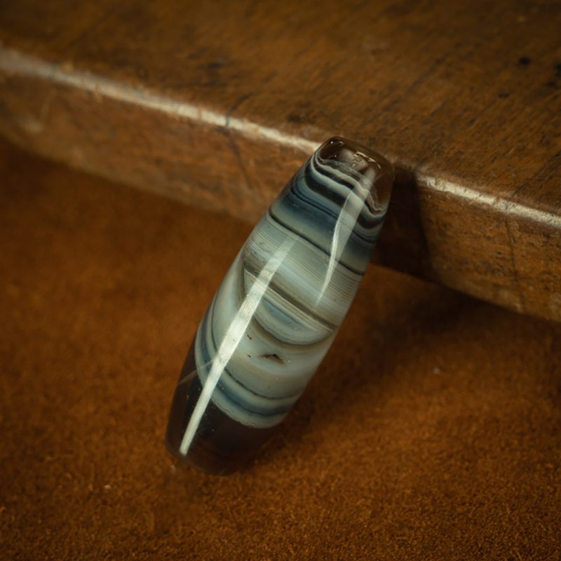 Blue-Chint Agate Eye Pendant – Mystical Swirls of Tibetan Craftsmanship - Image 6