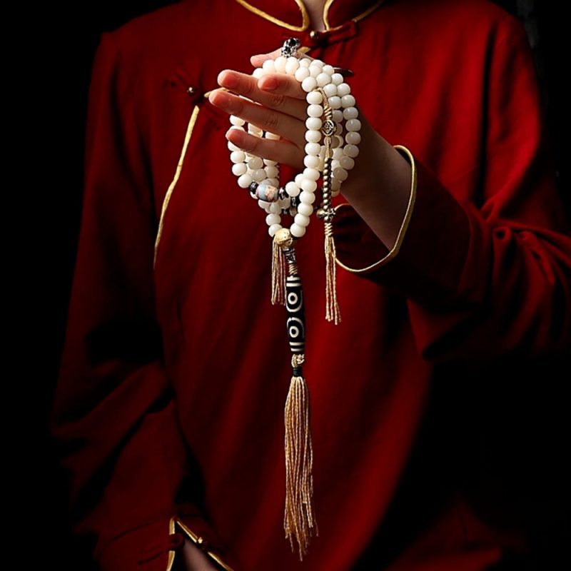 Pure White Bodhi Seed Necklace - Image 3