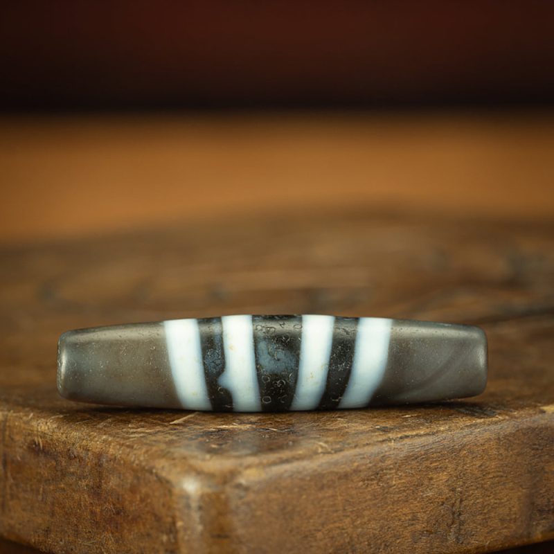 Seven-Line Pure Dzi Pendant - Symbol of Protection and Power - Image 4