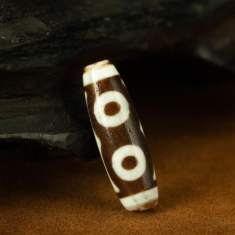 Triple-Eye Dzi Pendant – Prosperity and Energy Talisman - Image 2