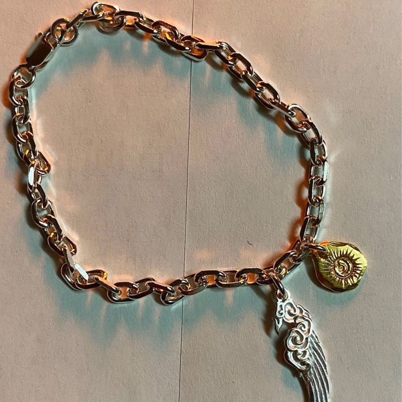 Guardian Wing Fortune Bracelet - Image 2