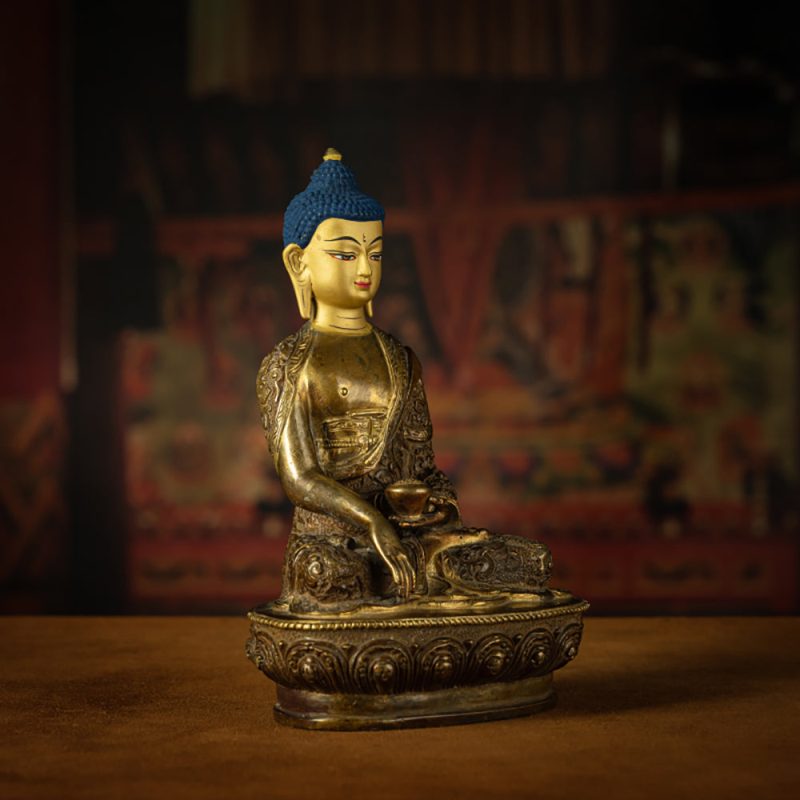 Antique Bronze Shakyamuni Buddha Statue - Timeless Serenity - Image 7