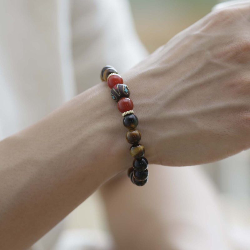 Utmost Wealth Apex Tiger's Eye Bracelet - Image 3