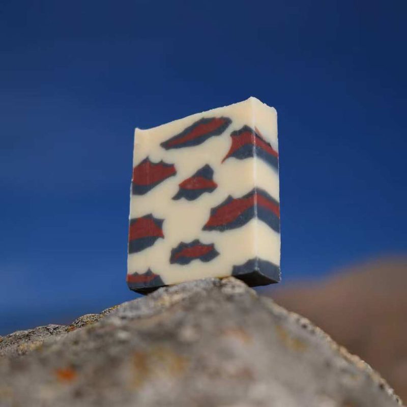 Hydrating Face Soap Handmade Yak Milk Mineral Clay Charcoal - Image 3