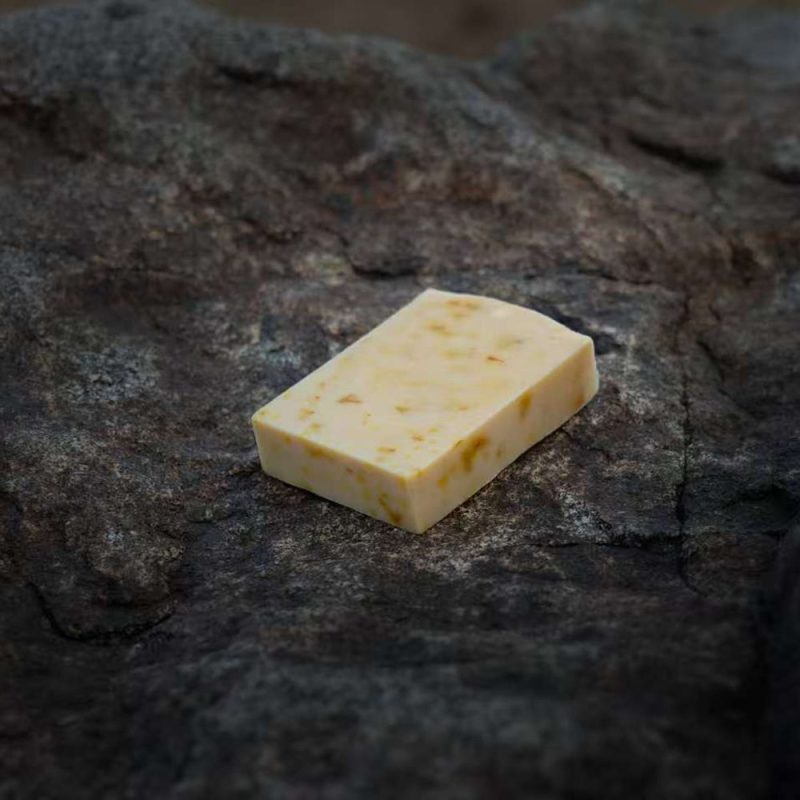 Revitalizing Face Soap Saffron Yak Milk Natural Handmade - Image 5
