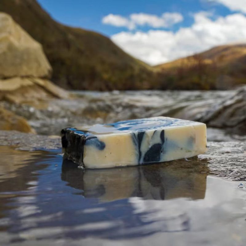 Deep Cleansing Face Soap Charcoal Yak Milk Handmade - Image 2